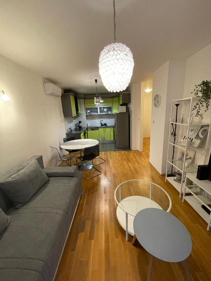 Antonella Apartment Split Exterior photo