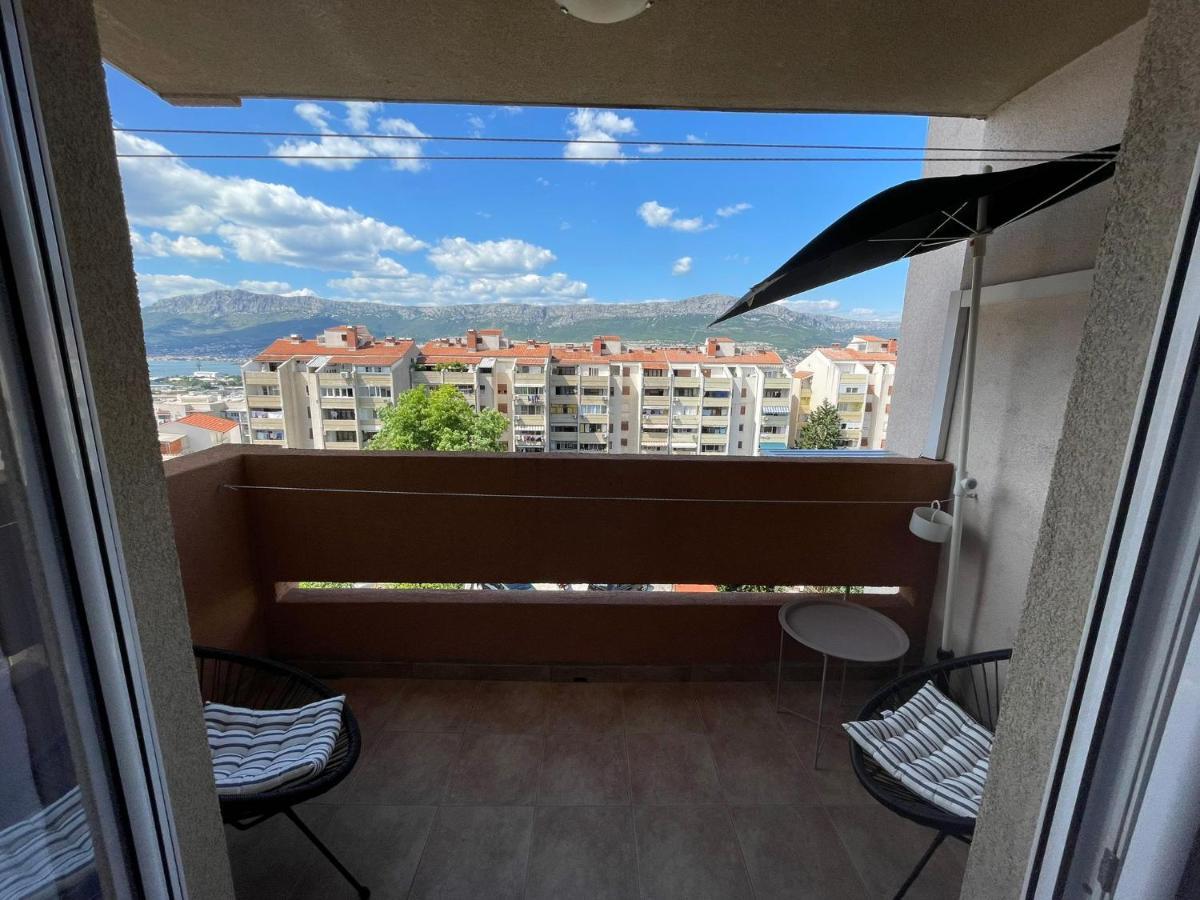 Antonella Apartment Split Exterior photo